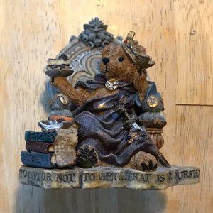 Boyd’s Bears and Friends collectible bear figurine Prince Hamalot